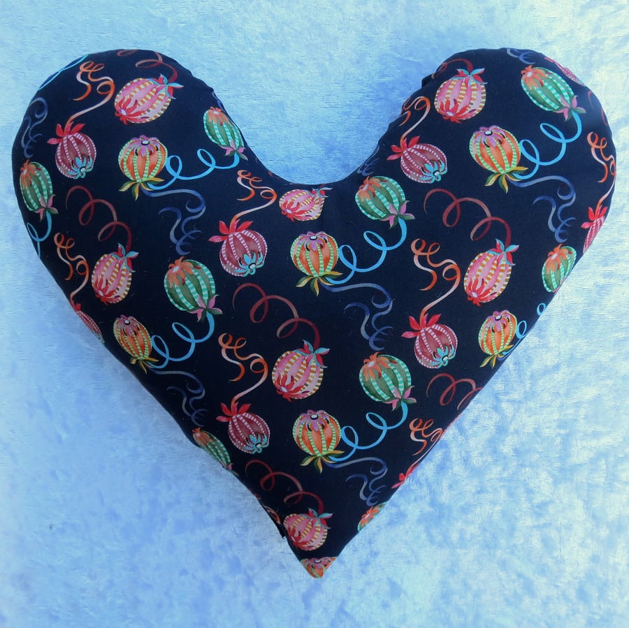 Underarm Pillow. Breast surgery pillow. Made from Liberty Tana Lawn.  25cm.