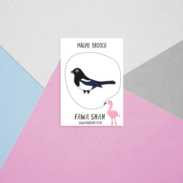 Magpie Brooch - Handpainted - Bird Badge