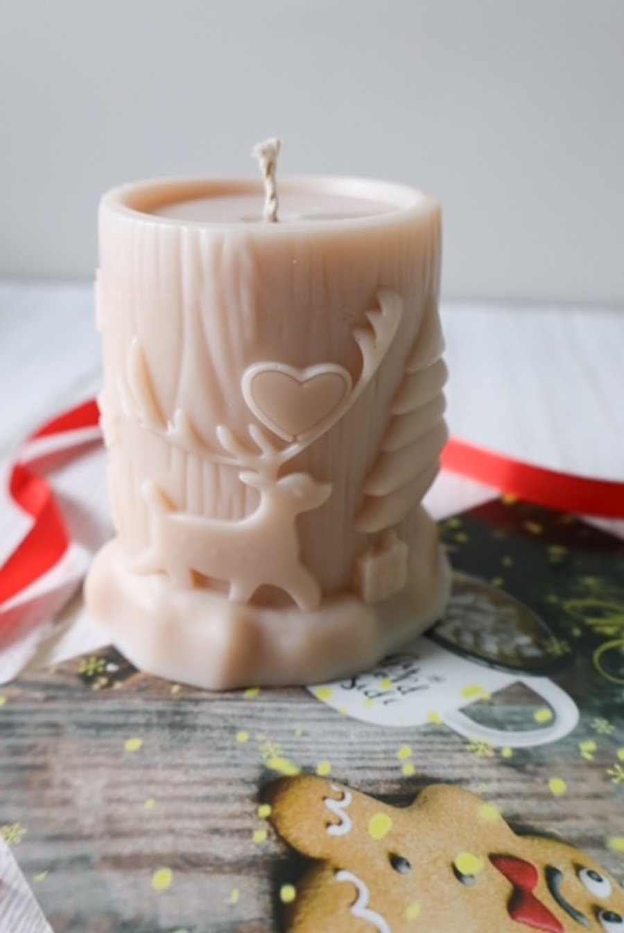Christmas Tree & Reindeer Cylinder Candle 