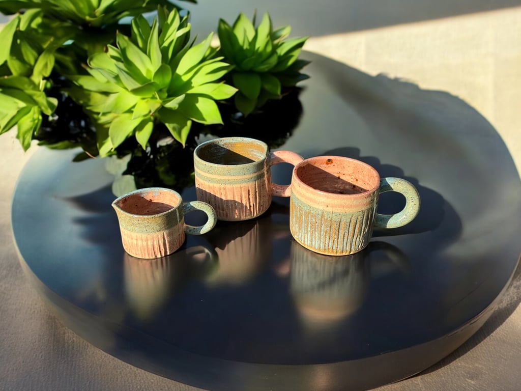 Gorgeous 3-Piece Mug and Milk Jug Set