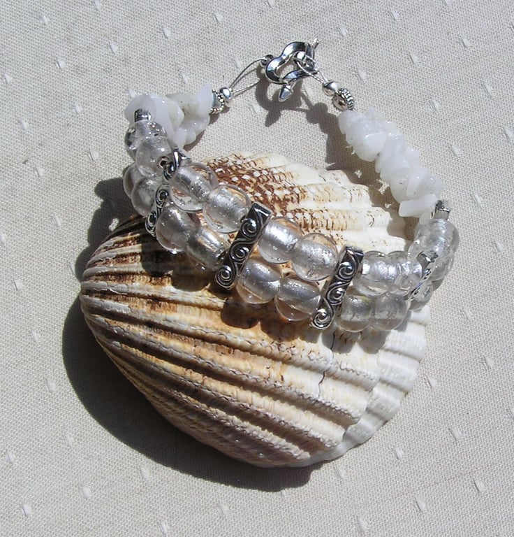 White Silver-Foil & Snow Quartz Gemstone Beaded Bracelet