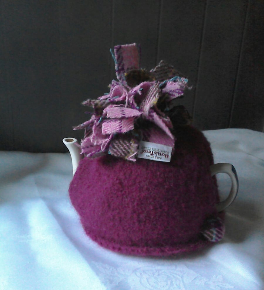 Small deep pink felted wool tea cosy with Harris Tweed