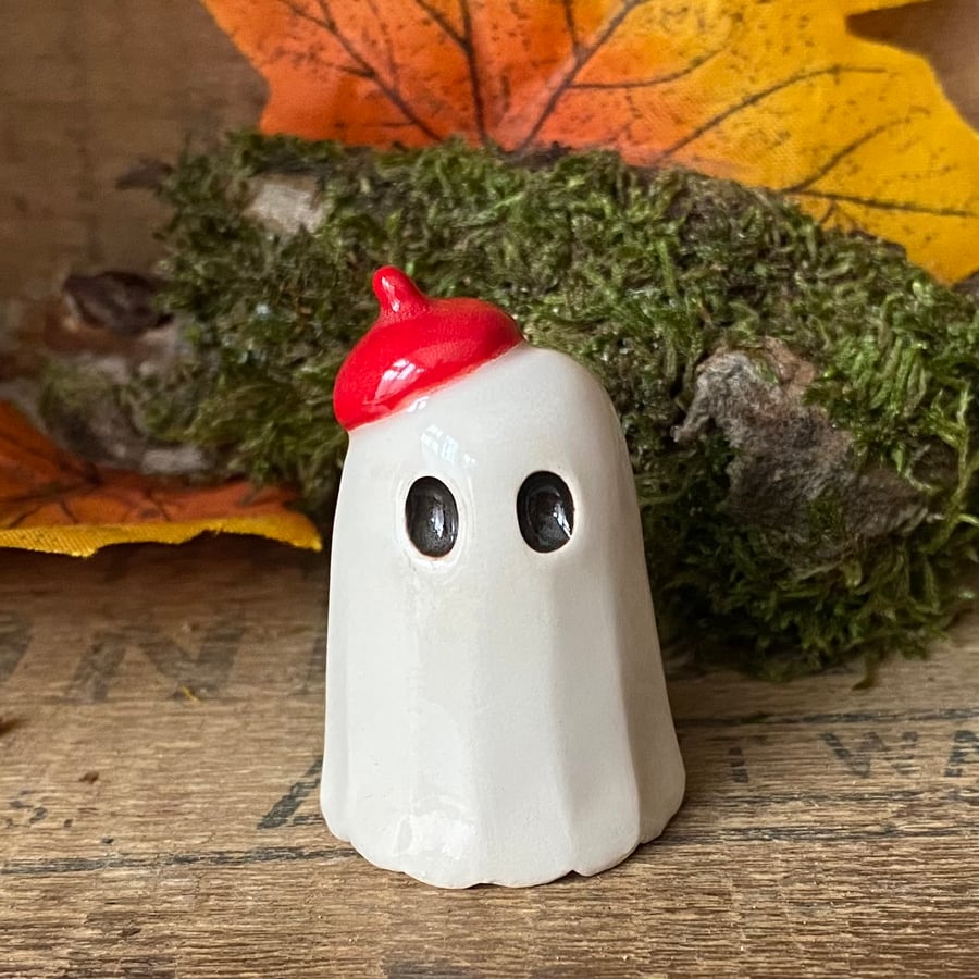 Ceramic ghost Boo Ray special price