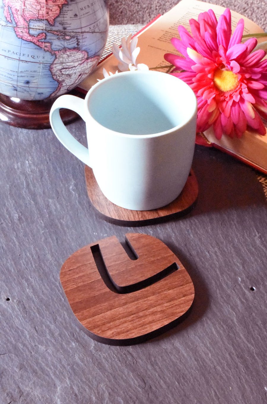 Individual Leeds United 70s Smiley Retro Badge Coaster