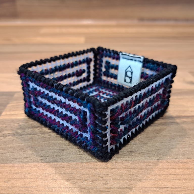 Small tray for small items - black, blue, pink cutout pattern