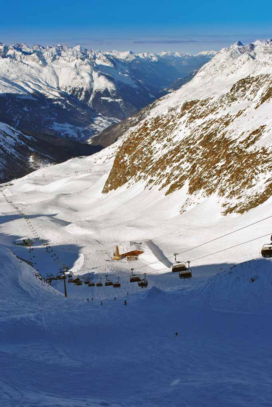 Gurgl Hochgurgl Obergurgl Tyrol Austrian Alps Austria 12"x18" Print