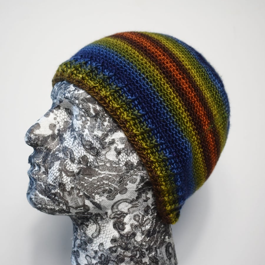Unisex Beanie Hat in Acrylic Yarn