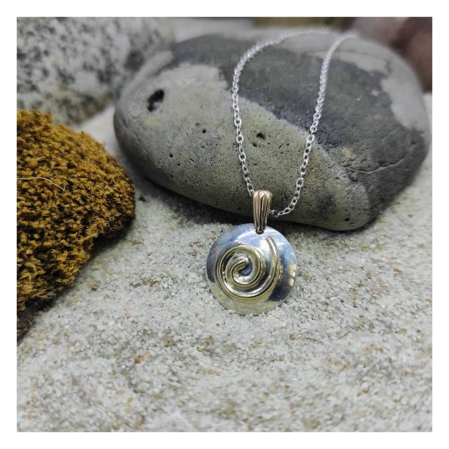 9ct Gold Spiral and Silver Pendant