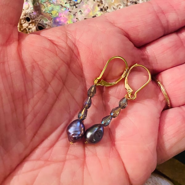 Baroque pearl and glass bead earrings - grey blue - BPGE06