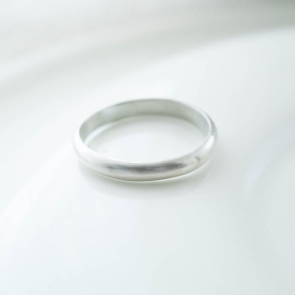 Argentium .935 Silver 'D' Shaped Ring