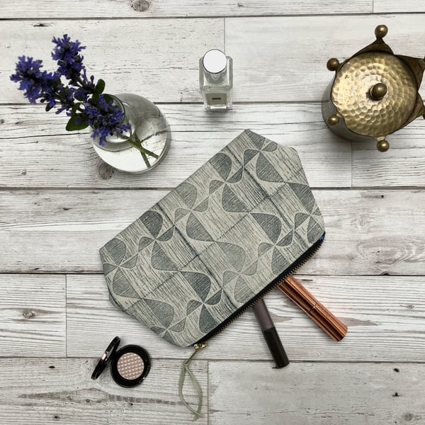 Hand Printed Linen Zipped Cosmetic Bag