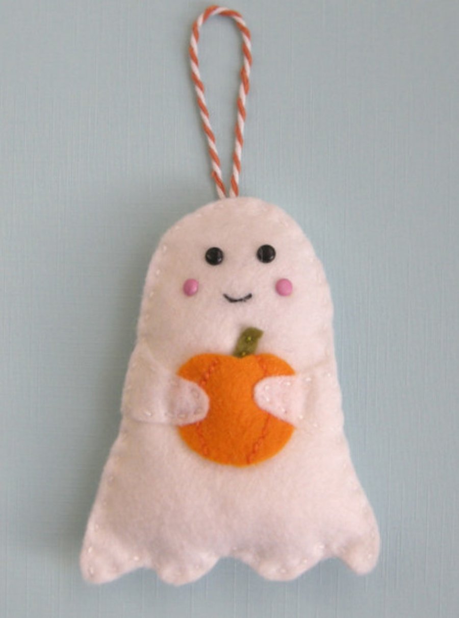 craft kit, sewing kit, Gordon the ghost felt decoration
