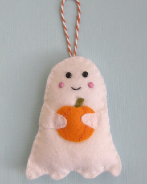 craft kit, sewing kit, Gordon the ghost felt decoration