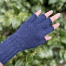 Fingerless gloves alpaca blue