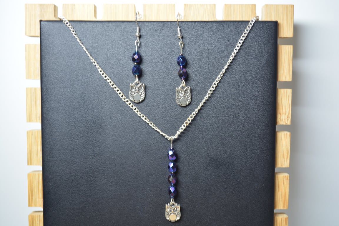 Owl charm necklace and earrings set