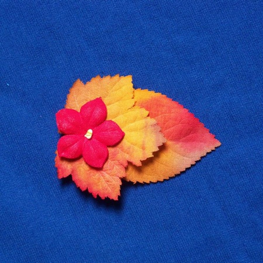 AUTUMN LEAF & FLOWER BROOCH