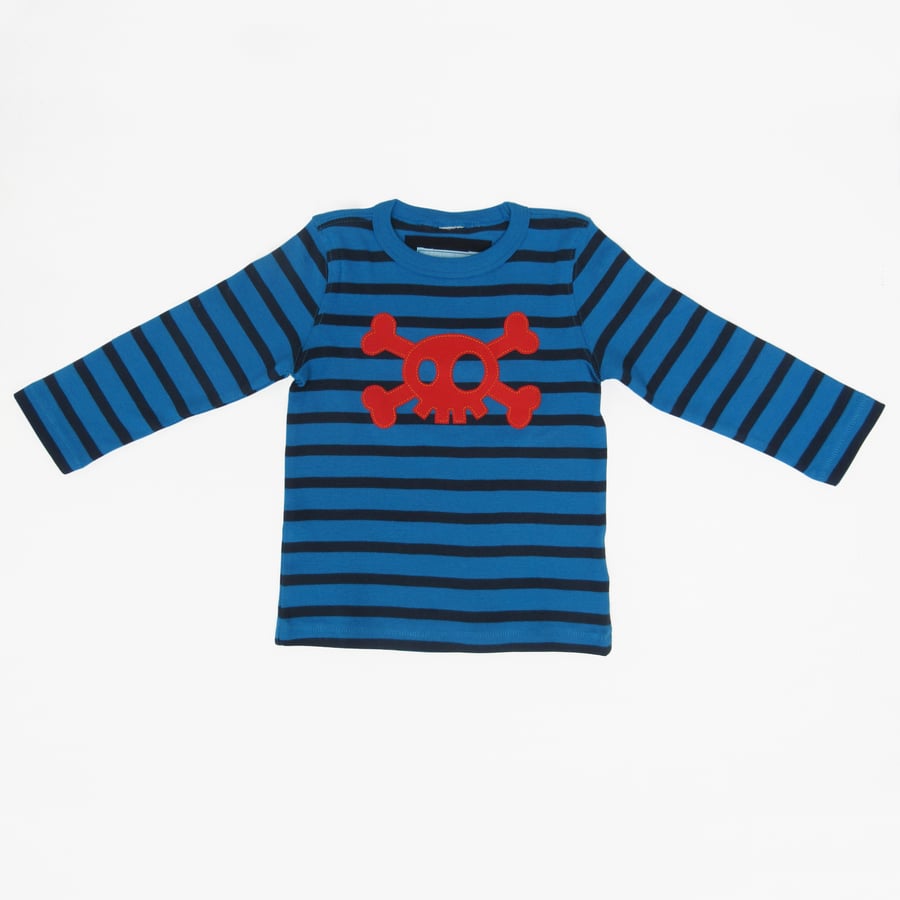 Age 2-4yrs Toddlers Funky Skull & Cross Bones Appliqué T-shirt. Blue stripe 