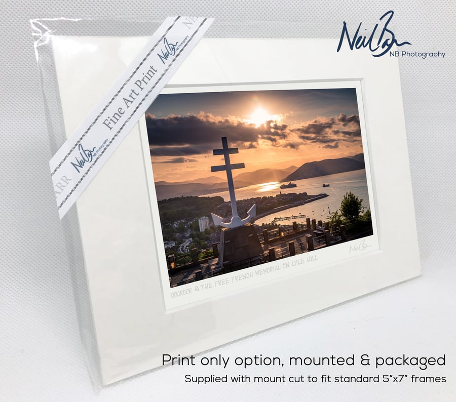 Gourock & Firth of Clyde with Free French Memorial - A6 (7"x5") Unframed Print
