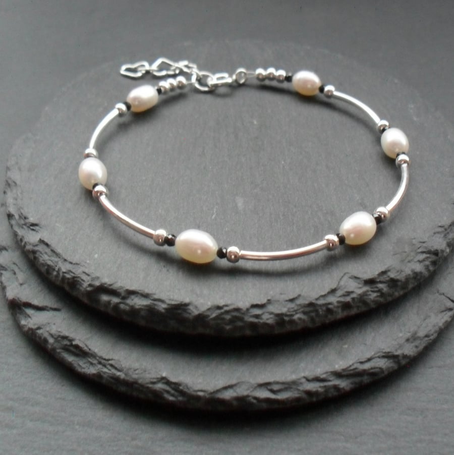 Dainty Sterling Silver Freshwater Pearl and Black Spinel Bracelet