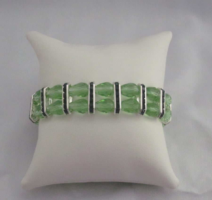 Green crystal elastic bracelet (461)