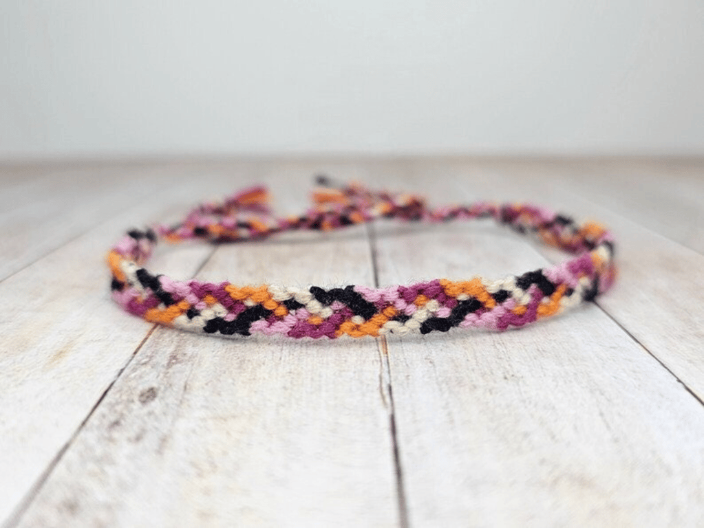 Friendship bracelet - Braided Crosshatch