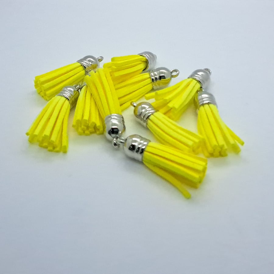 10 Yellow tassels, suede effect, tassel for keyring, faux suede, TY03