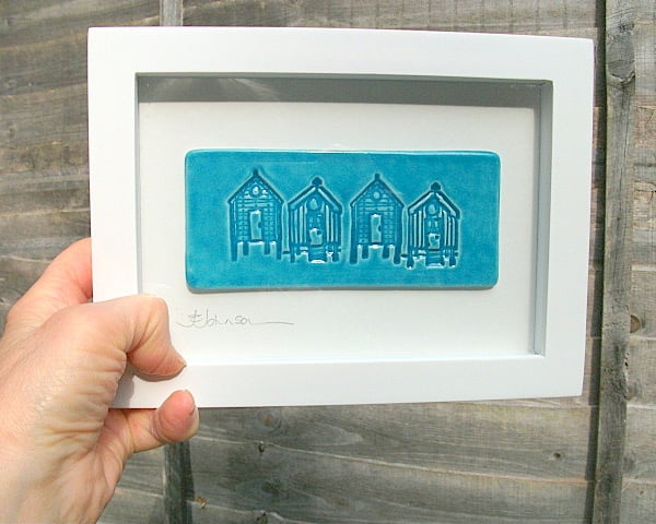 Ceramic Beach hut Picture - white frame