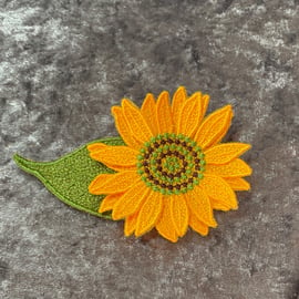 Sunflower Lace Stitched Brooch PB5