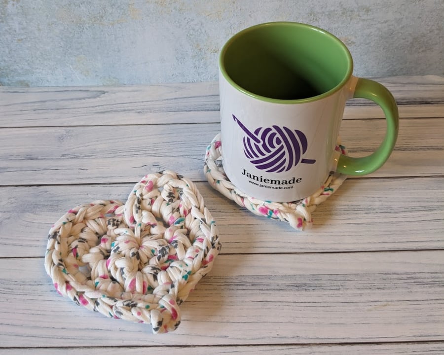 Heart coaster, chunky coaster, small mat, valentine gift, recycled T shirt yarn