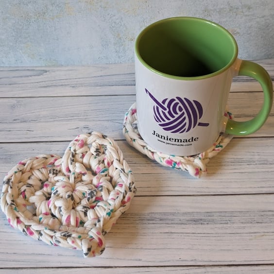 Heart coaster, chunky coaster, small mat, valentine gift, recycled T shirt yarn
