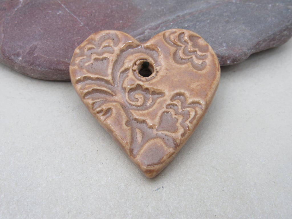 Medium Sand Brown Brocade Texture Heart Shaped Ceramic Pendant