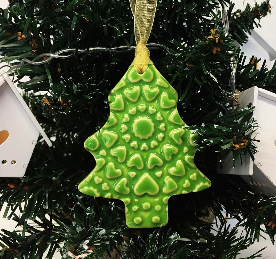 Ceramic Christmas tree decoration with heart pattern Pottery decoration