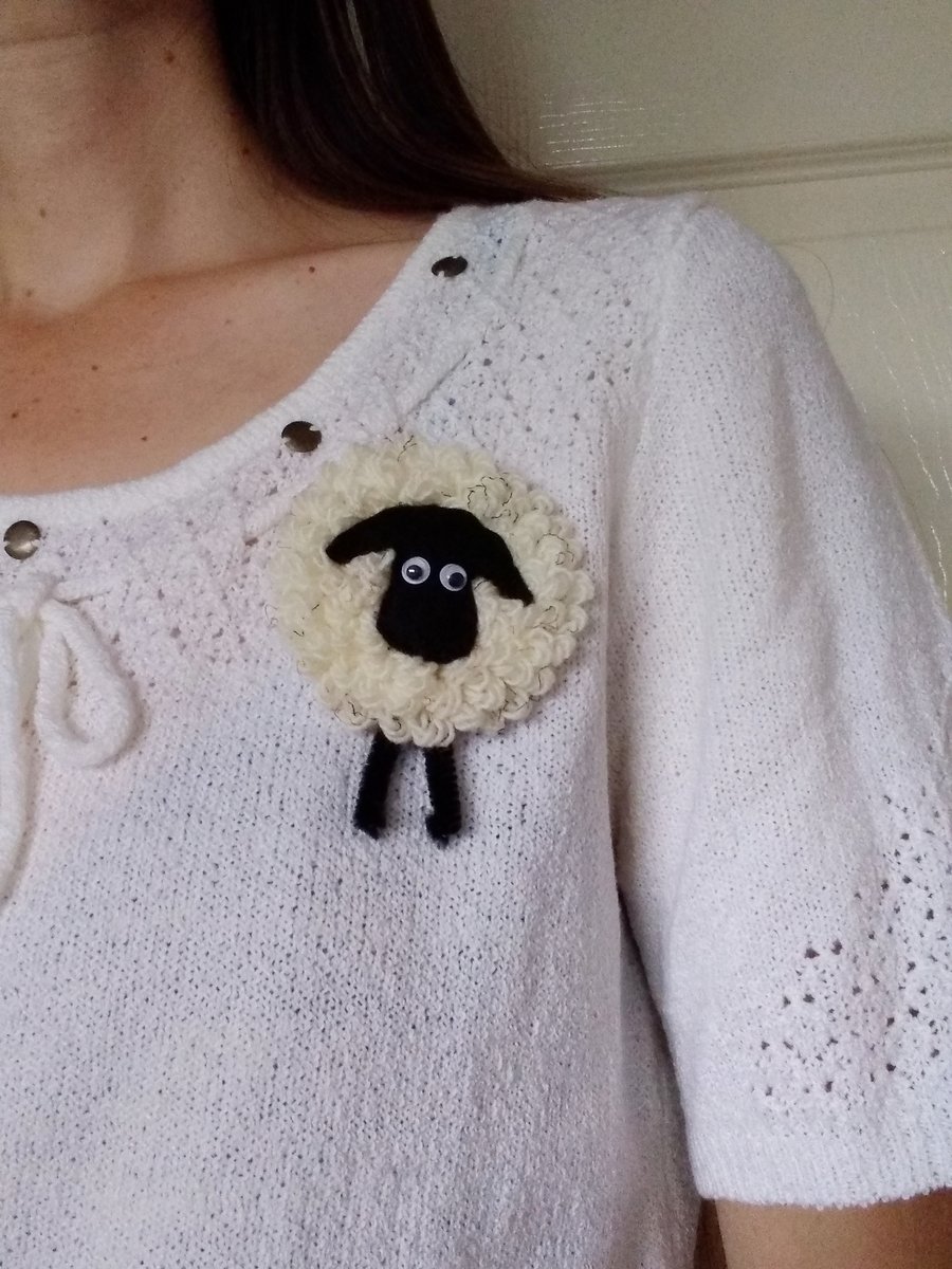 Sheep brooch, Suffolk sheep, mothers day gift, gift for her, sheep lovers gift, 