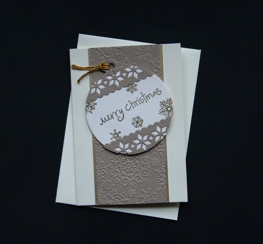 Cream Bauble - Handcrafted Christmas Card - dr16-0094