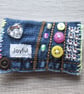 The 'Joyful' brooch - Image 1