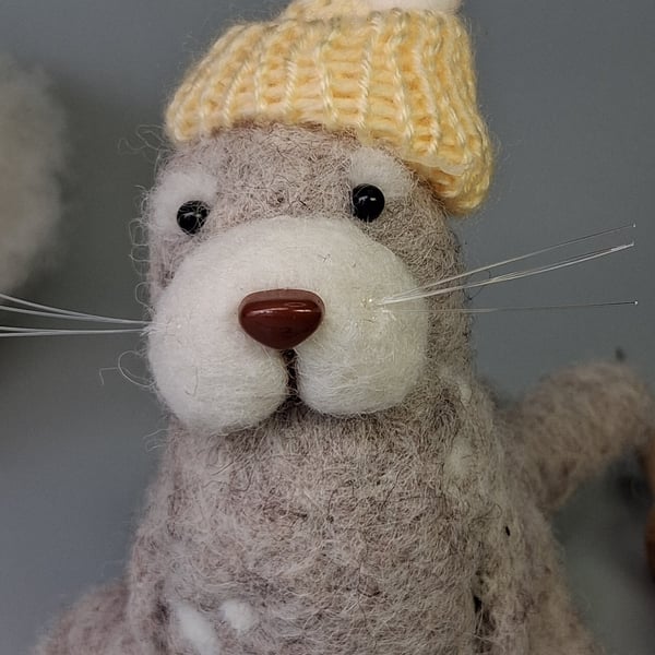 Needle felted whimsical seal with hat - Woollen Decoration 