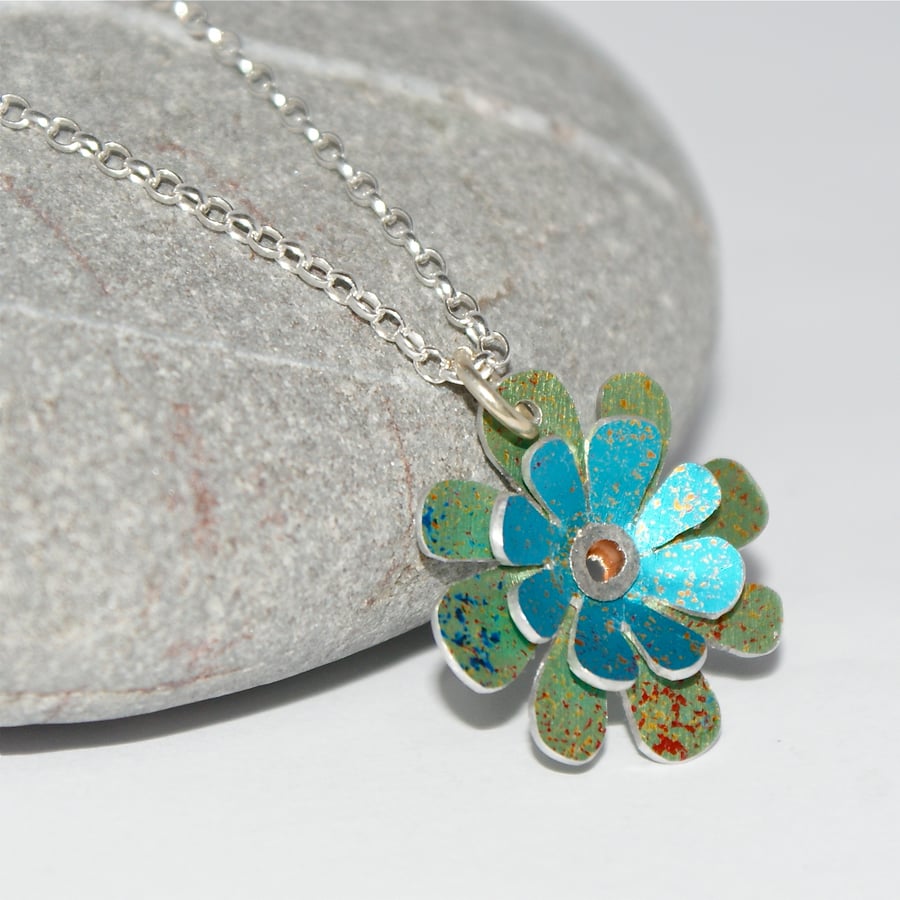 Spring flowers necklace - turquoise & green