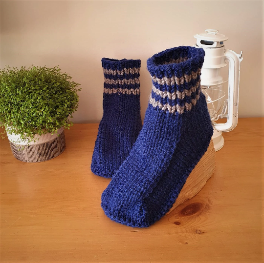 Dorm Boots, Slippers, Slipper Socks Men's UK 10-11, Blue & Grey Hand Knitted
