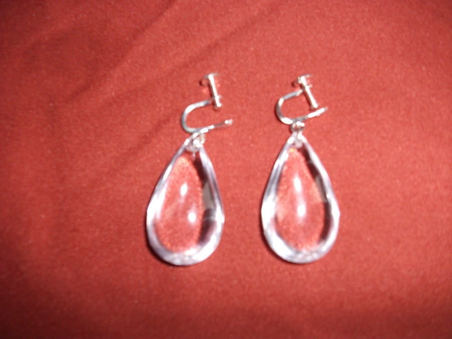 Clear Pear Drop shaped earrings with silver plate earscrews 