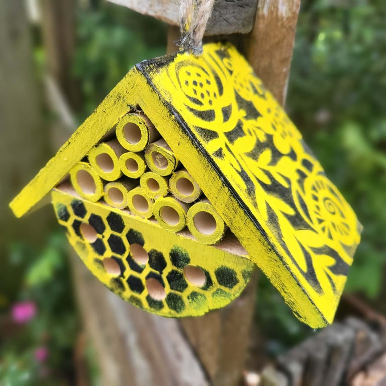 Tiny Yellow Bee Hotel - Small Wooden Bug House for Garden or Balcony 