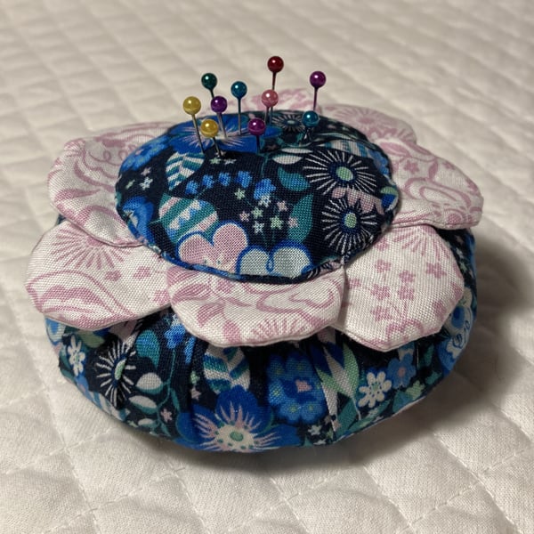 Pin Cushion Sewing Kit