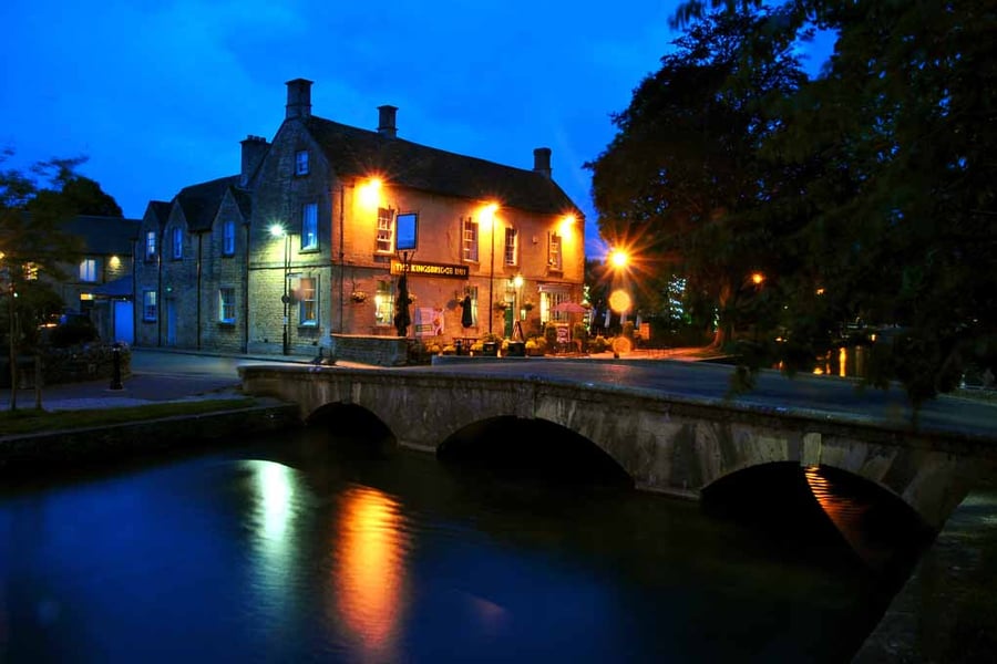 Kingsbridge Inn Bourton On The Water Cotswolds Photograph Print