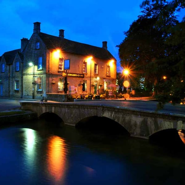 Kingsbridge Inn Bourton On The Water Cotswolds Photograph Print