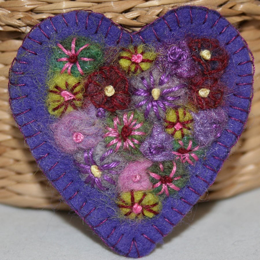 Embroidered Brooch - Purple Heart Posy 