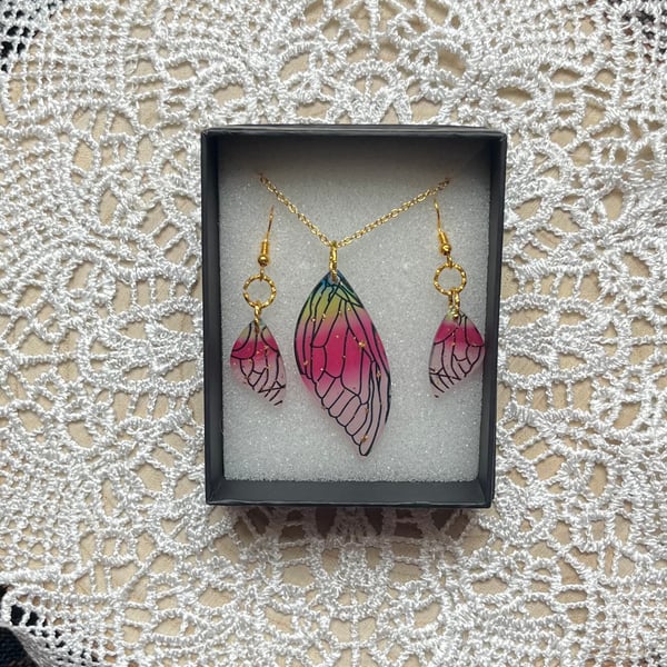 Fairy wing necklace and earring set