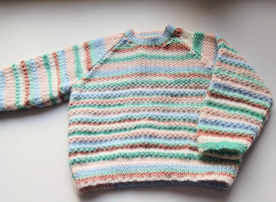Babies Handknitted Jumper Sweater, Pastel Shades, 0 to 3 monthes, hm146