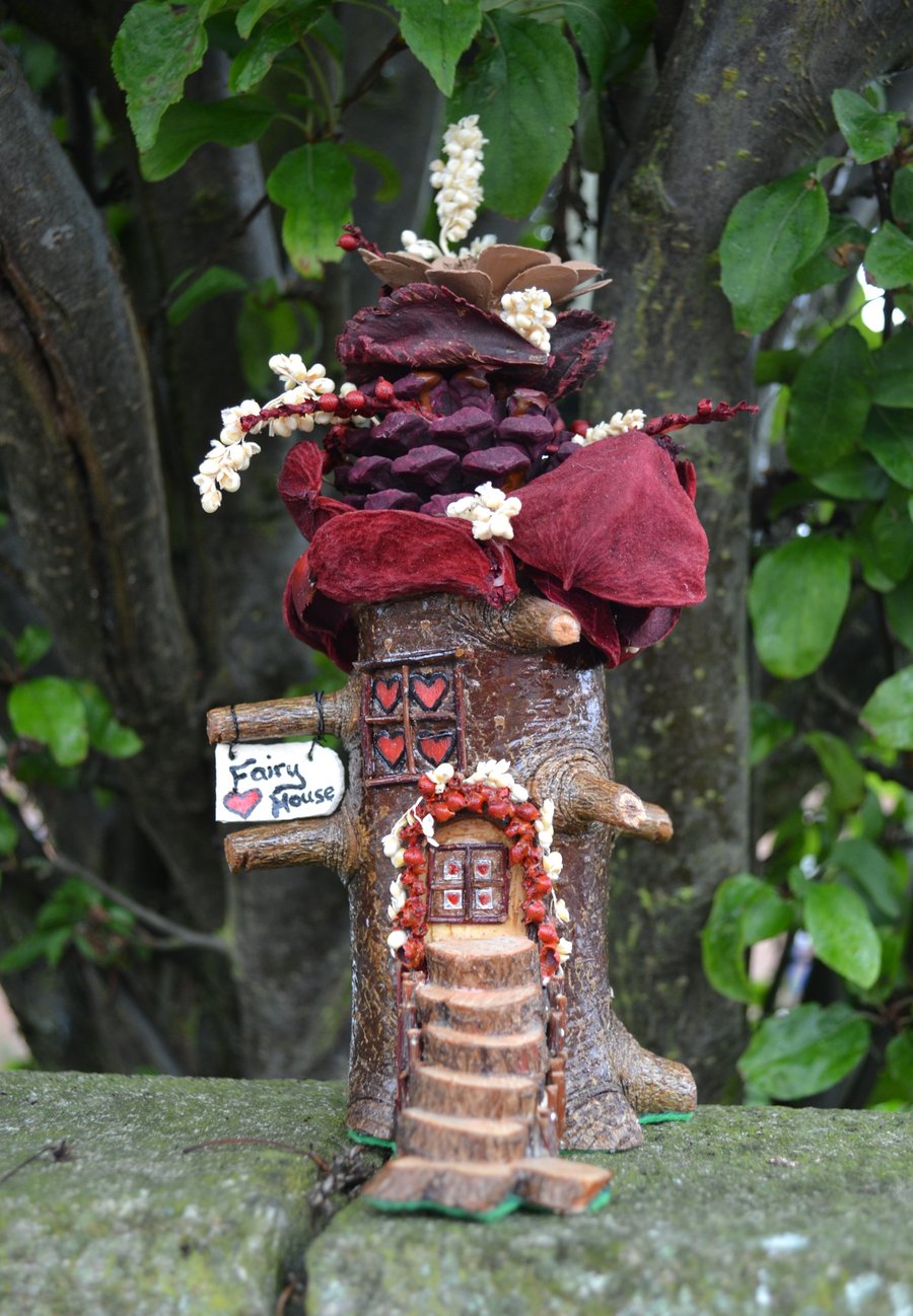 Fairy House - Love Nest