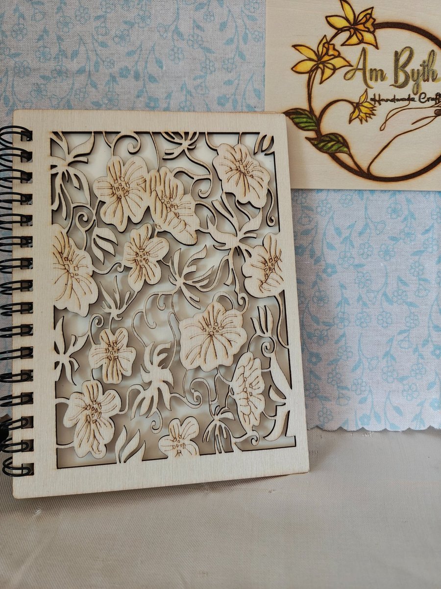 Image of Lovely decorative wooden notebook