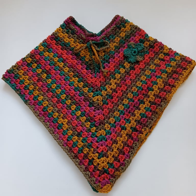 Crochet Child's Poncho (Autumn Gold) - adorable outerwear!