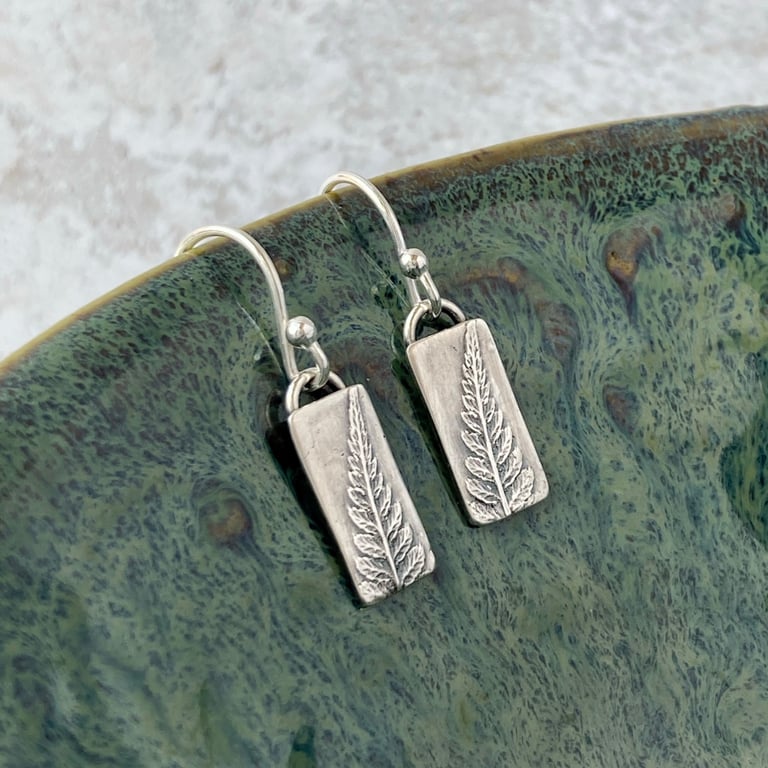Silver Fern Earrings – Fine Silver